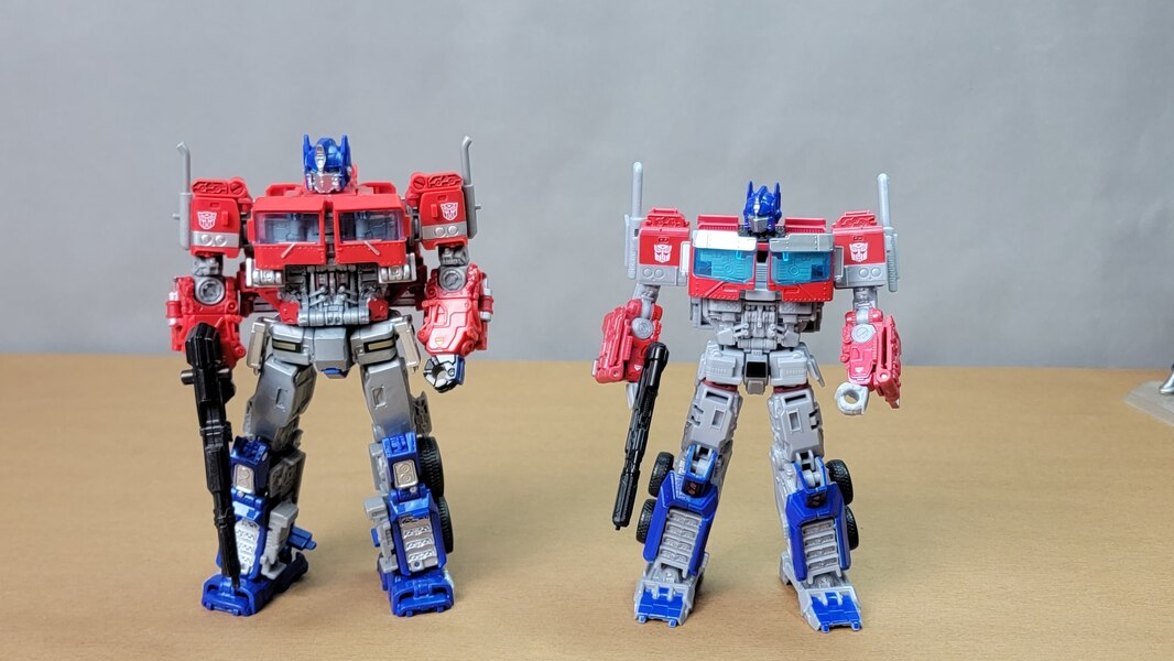 In Hand Image Of Rise Of The Beasts Mainline Optimus Prime Voyager Toy  (5 of 27)